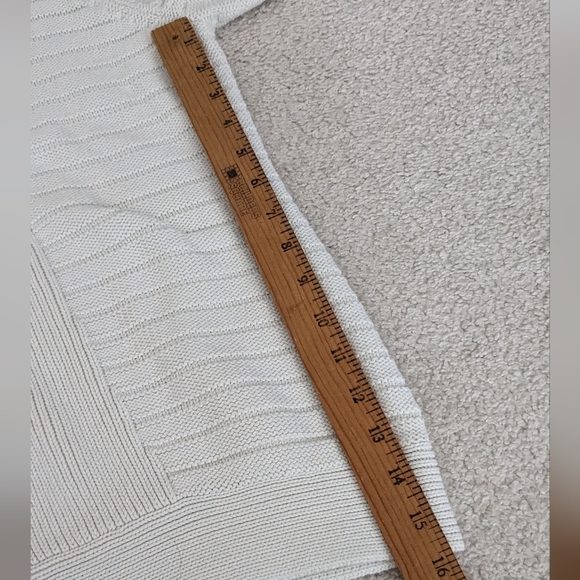 Liz Claiborne Mended XL white sweater - Picture 8 of 10